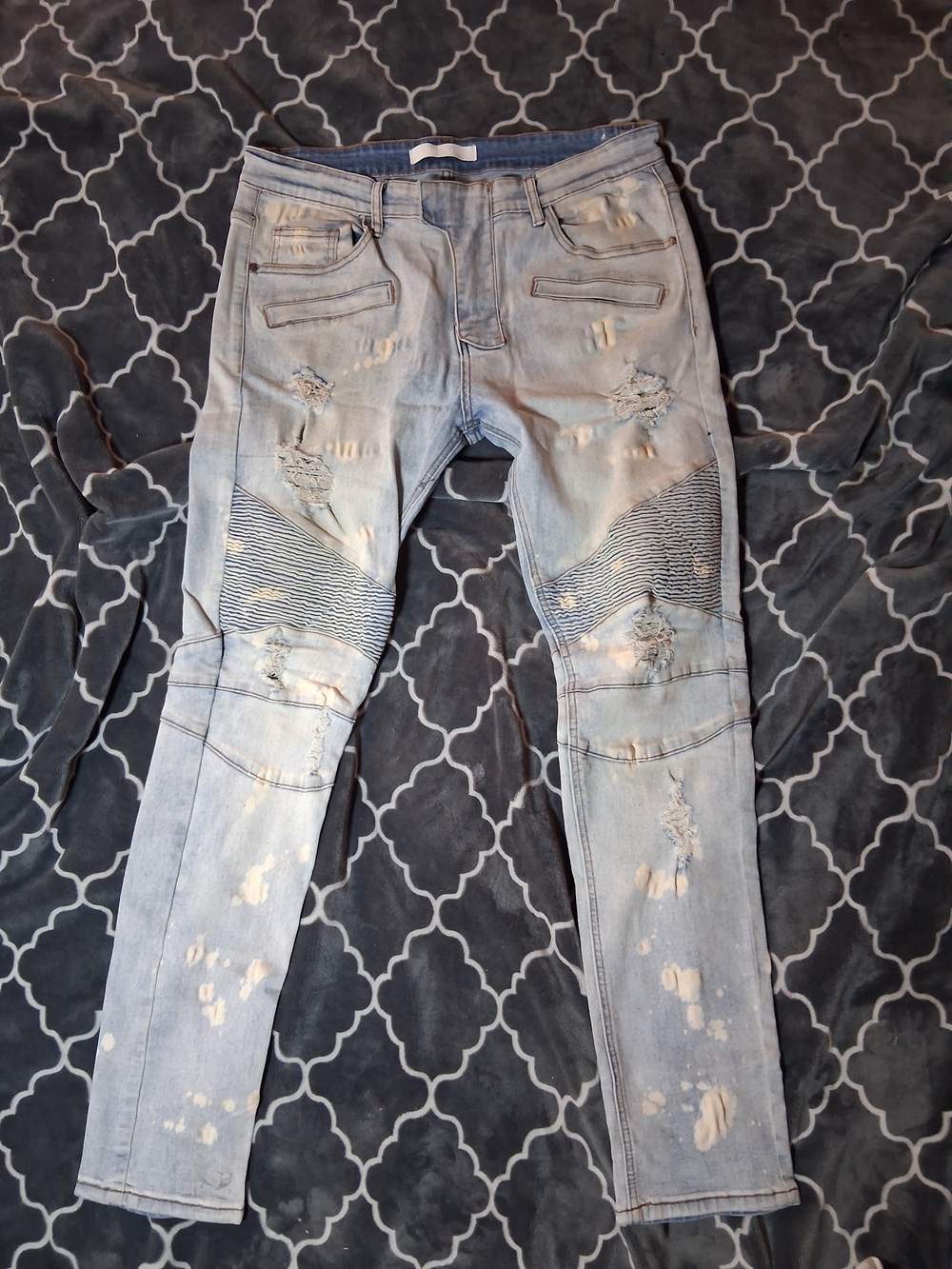 KDNK Men's Distressed Light Blue Jeans - Modern Slim Fit